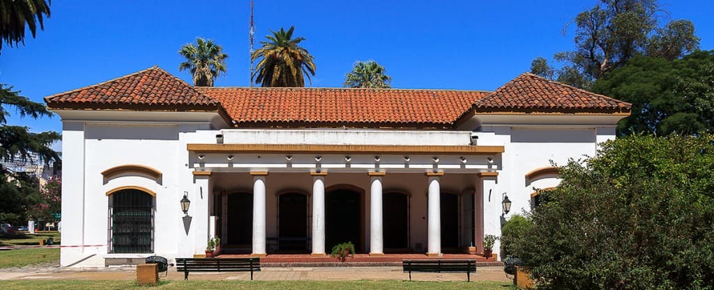 Fachada del Museo Cornelio Saavedra